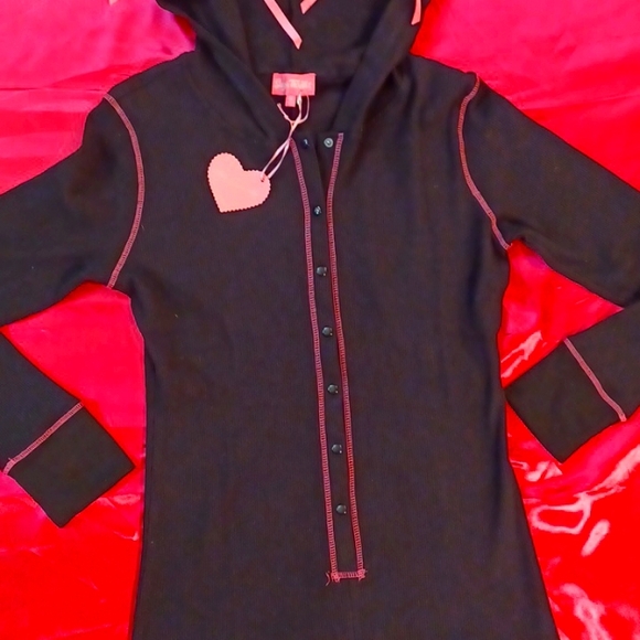 DOLLSKILL SUGAR THRILLZ 1X BLACK LONG-SLEEVED CAT ROMPER EARS ON HOOD BOWS/BELL - Picture 3 of 17